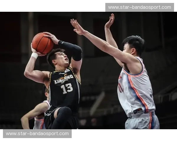 篮球新闻更新:赛场风云与未来展望 篮球新闻更新:赛场风云与未来展望